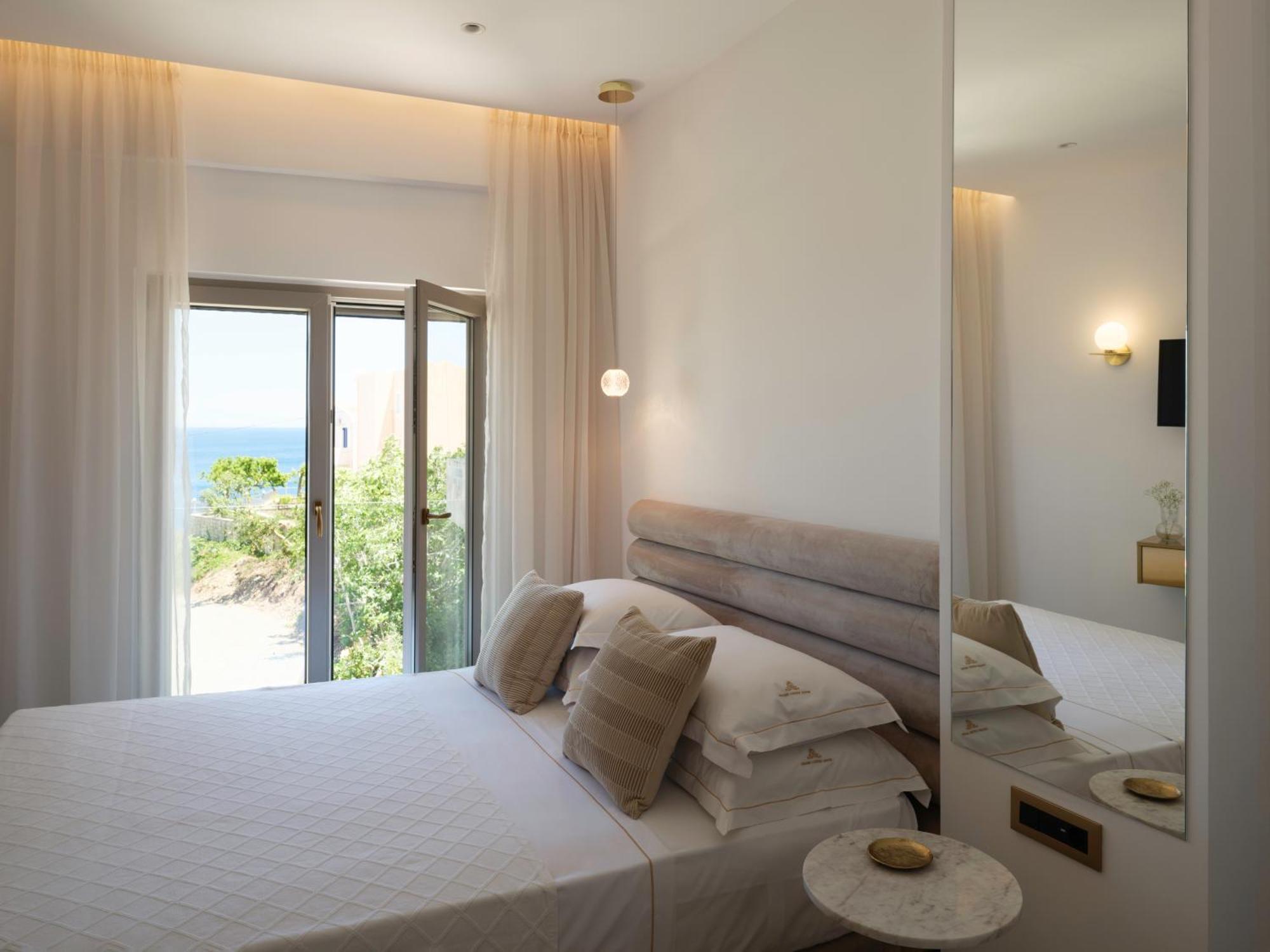 Golden Luxury Suites Bali  Ngoại thất bức ảnh