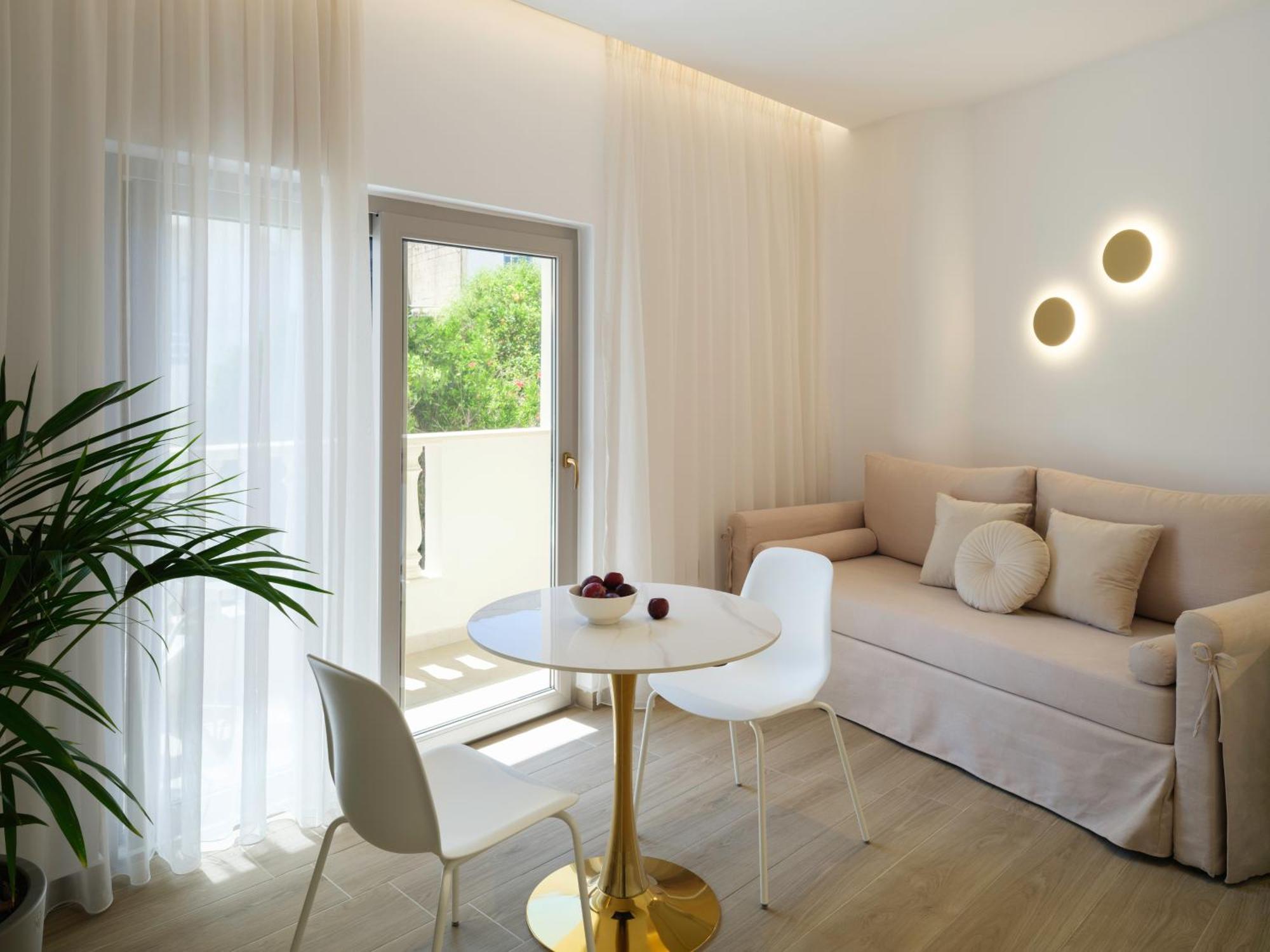 Golden Luxury Suites Bali  Ngoại thất bức ảnh