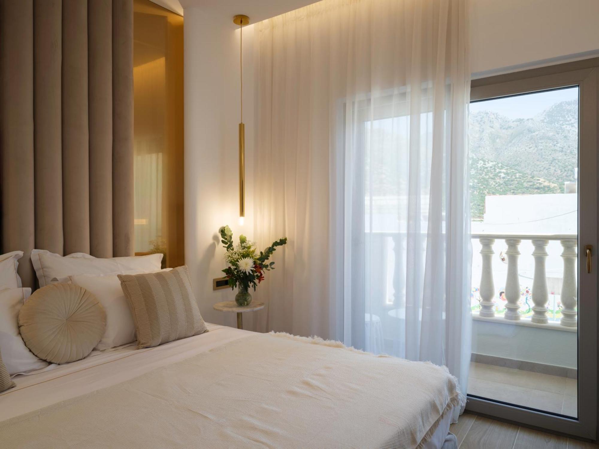 Golden Luxury Suites Bali  Ngoại thất bức ảnh