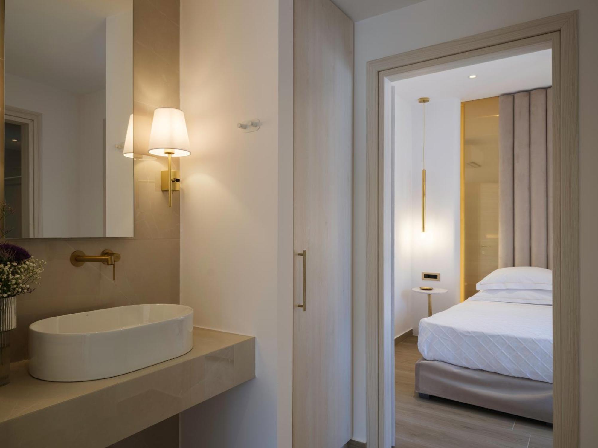 Golden Luxury Suites Bali  Ngoại thất bức ảnh